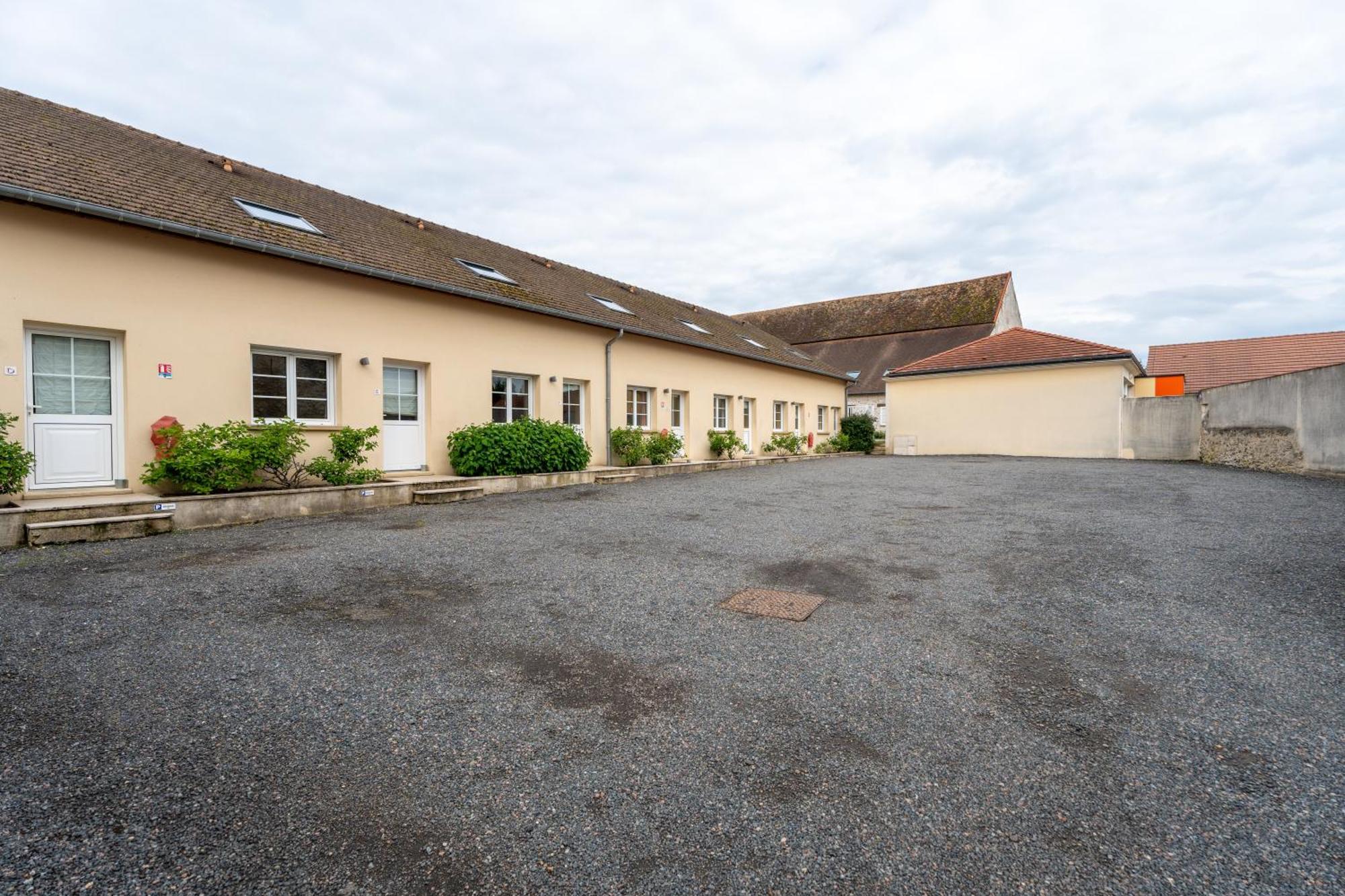 Gîtes de la Bergerie Villeneuve-sous-Dammartin Exterior foto